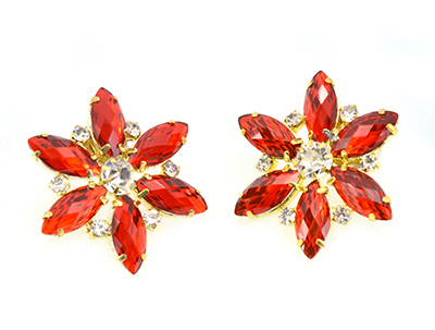 Flower Earrings - Red Diamantes